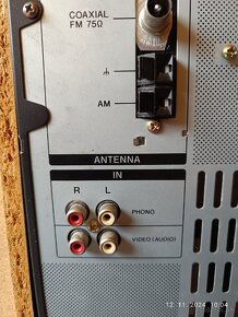 SONY XB5...2x120W rms - 15