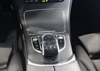 Mercedes-Benz Třídy C 220d nafta automat - 15
