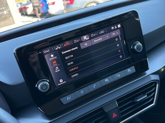 Seat Leon ST 1.5 TSi+HEV DSG - 15