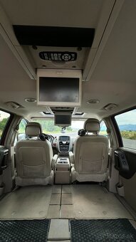 Chrysler Grand Voyager 3.6 LPG 211KW - 15