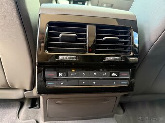 Volkswagen touareg R line - 15