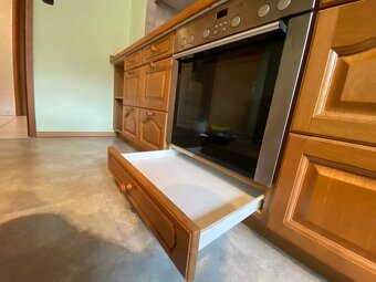 Kuchynská linka  so spotrebičmi SIEMENS - 15
