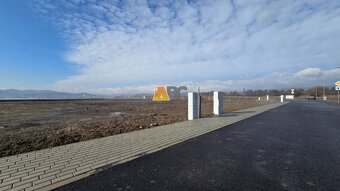 Na predaj pozemok Zvolen Sliač - 15