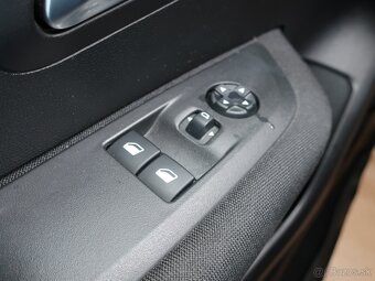 Peugeot 208 1.2 55kW ACTIVE KLIMA ČR SERVISKA - 15