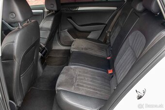 Škoda Superb Combi - 15