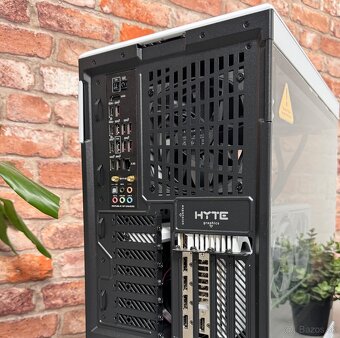 Ryzen 9 9900X3D\96GB\RTX 4090\SSD\1200W Zdroj - 15