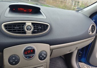 Renault Clio III, rok 2005, 1.5 dCi, 50 kW - 15
