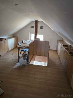 REZERVOVANE - 3 podlažný, 7 izbový RD s bazénom a garážou - 15