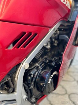 Honda vf 1000 f2 - 15