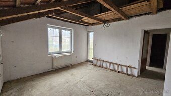 Rezervovaný_Väčší rodinný dom s pozemkom 2139 m2, Lopúchov - 15