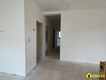 REZERVOVANÁ novostavba - 5 izbový bungalov/ RD/ v Komárne /  - 15