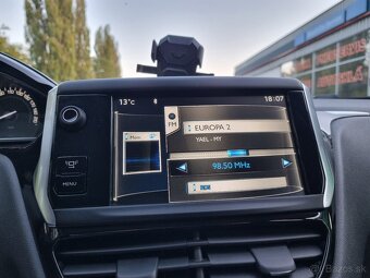 ===Peugeot 208=== - 15