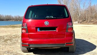 Volkswagen Touran Cross 2.0TDI - 15