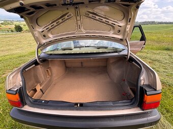 VW Passat B3 GL 1.8 benzín (zlatá farba) - 15