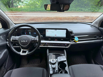 KIA Sportage 1.6 T-GDi mHEV Gold 4WD A/T - 15