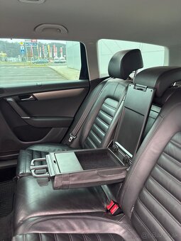 Volkswagen Passat B7 2.0 TDI Highline - 15