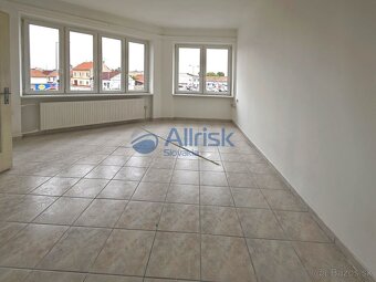 Prenájom komerčných priestorov na Zelenečskej 1, Trnava – op - 15
