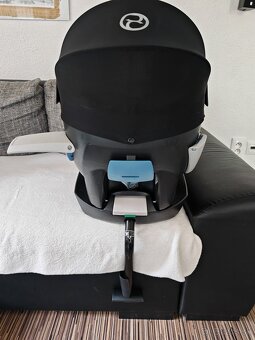 Luca Bebetto plus cybex aton5 so základňou - 15