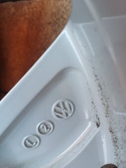 hlinikové disky org.Vw Golf-8,-7,-GTI,--6,5Jx17-ET-46--5x112 - 15
