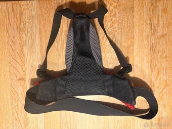 Brankarske hokejove rukavice,kolenacky,suspenzor,prilba - 15