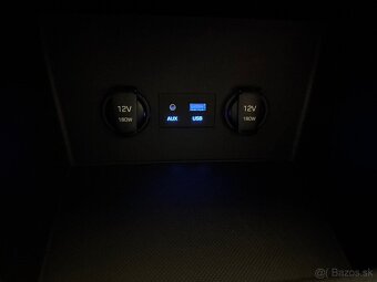 Hyundai i30 1,4 73kW benzín 87000km 2018 Led combi - 15