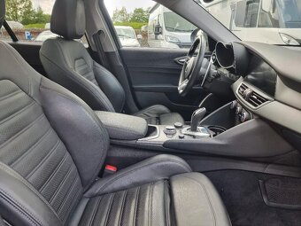 Alfa Romeo Giulia Veloce Q4 2.2 Diesel - 15