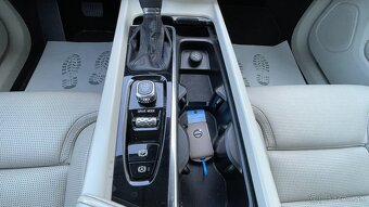 Volvo XC60 D4 Inscription 4x4 AT POLESTAR 1.majiteľ - 15