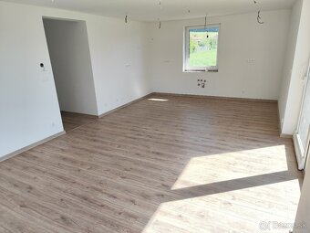Dokončená novostavba bungalovu na kľúč - 15