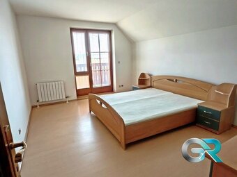 Znížená cena Exkluzívne Ponúkame Vám na predaj rodinnú vil - 15