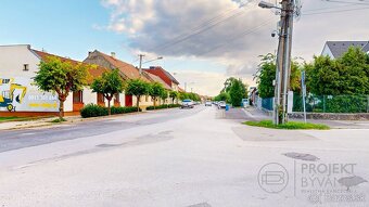 Priestranný 3-izbový byt, 87m2, TEHLA, rekonštrukcia - 15