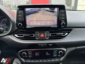 Hyundai i30 CW 1.5i CVVT Family, Pôvodný lak, 152 520km, SR - 15