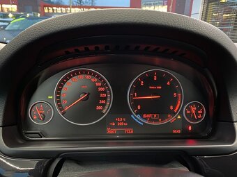 BMW 520d xDrive A/T 140 kw - 15