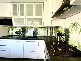 REZERVOVANÝ : 3 izbový byt po kompletnej rekonštrukcii v Pod - 15