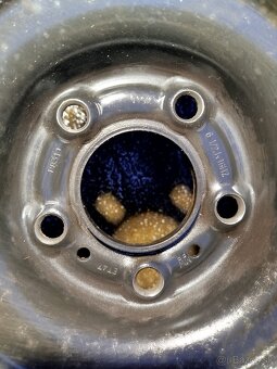 205/60 R16 zimné +plechové disky 6,5Jx16 - 15