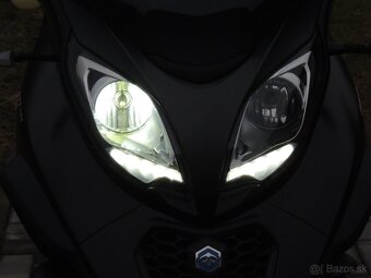 PIAGGIO MP3 500 HPE 2021 ABS ASR SPIATOČKA ,,B" vodičák - 15