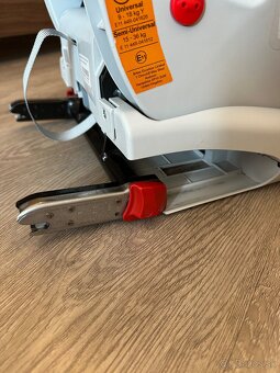 Autosedačka Britax Römer Advansafix III - 15