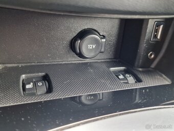 Peugeot 308 1.6 BlueHDi ALLURE 88KW SR 1majiteľ Plná servisn - 15