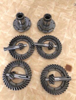 Převodovky diferenciály soukolí 8/37 9/35 10/35 kardan hardy - 15