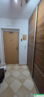 Na predaj iba 17 ročný, 3 izbový byt v obci Vlčkovce - 15