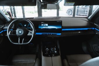 BMW 550e M-Sport xDrive - 15