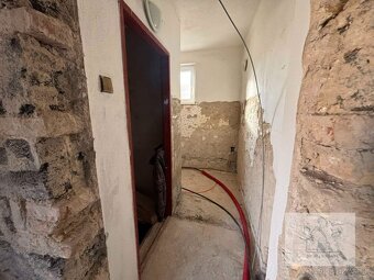 Predaj rodinného domu pri Vrábľoch (obec Lúčnica nad Žitavou - 15