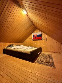 Zľava Chata so záhradou Hájky, výmena - 15