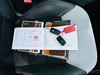 Škoda Octavia RS sedan 2.0 TFSI 147 kW už na sk značky - 15