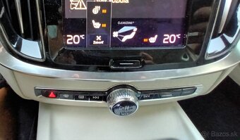 VOLVO V60 B4 INSCRIPTION B4 2,0D/145KW A8 2022 - 15