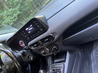 Hyundai i10 - 15
