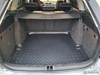 Škoda Octavia Combi Facelift TOP STAV ELEGANCE - 15