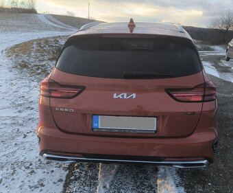 Predám KIA CEED SW GT - Line - 15