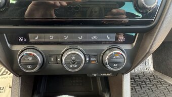 Škoda Octavia Combi SCOUT2.0 TDI DSG 4x4 - 15