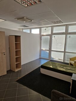 Predám prízemný priestor Piešťany ( Floreát ) - 15