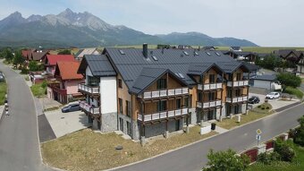 Priestranný 2-izbový byt s krásnym výhľadom na Vysoké Tatry - 15